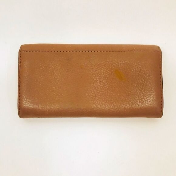 MICHAEL KORS Leather Zip Wallet. - Picture 2 of 2